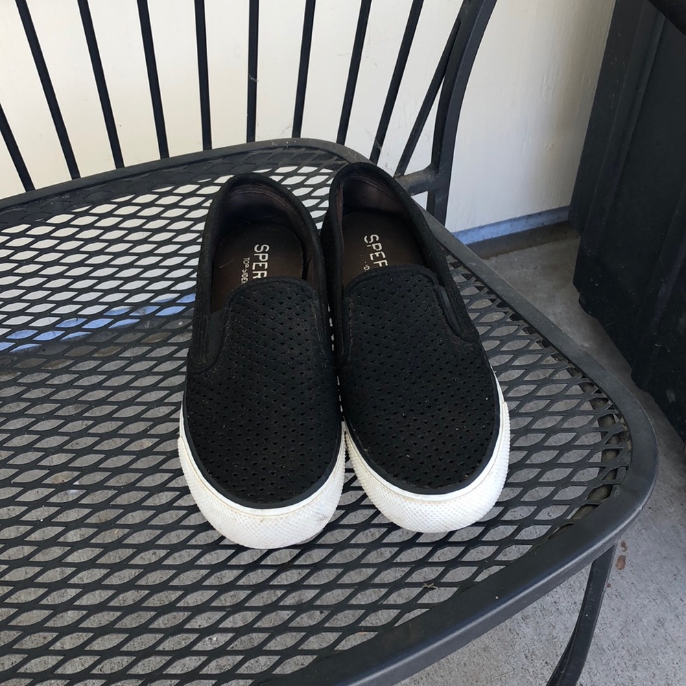 Sperry topside slip on boat shoes
